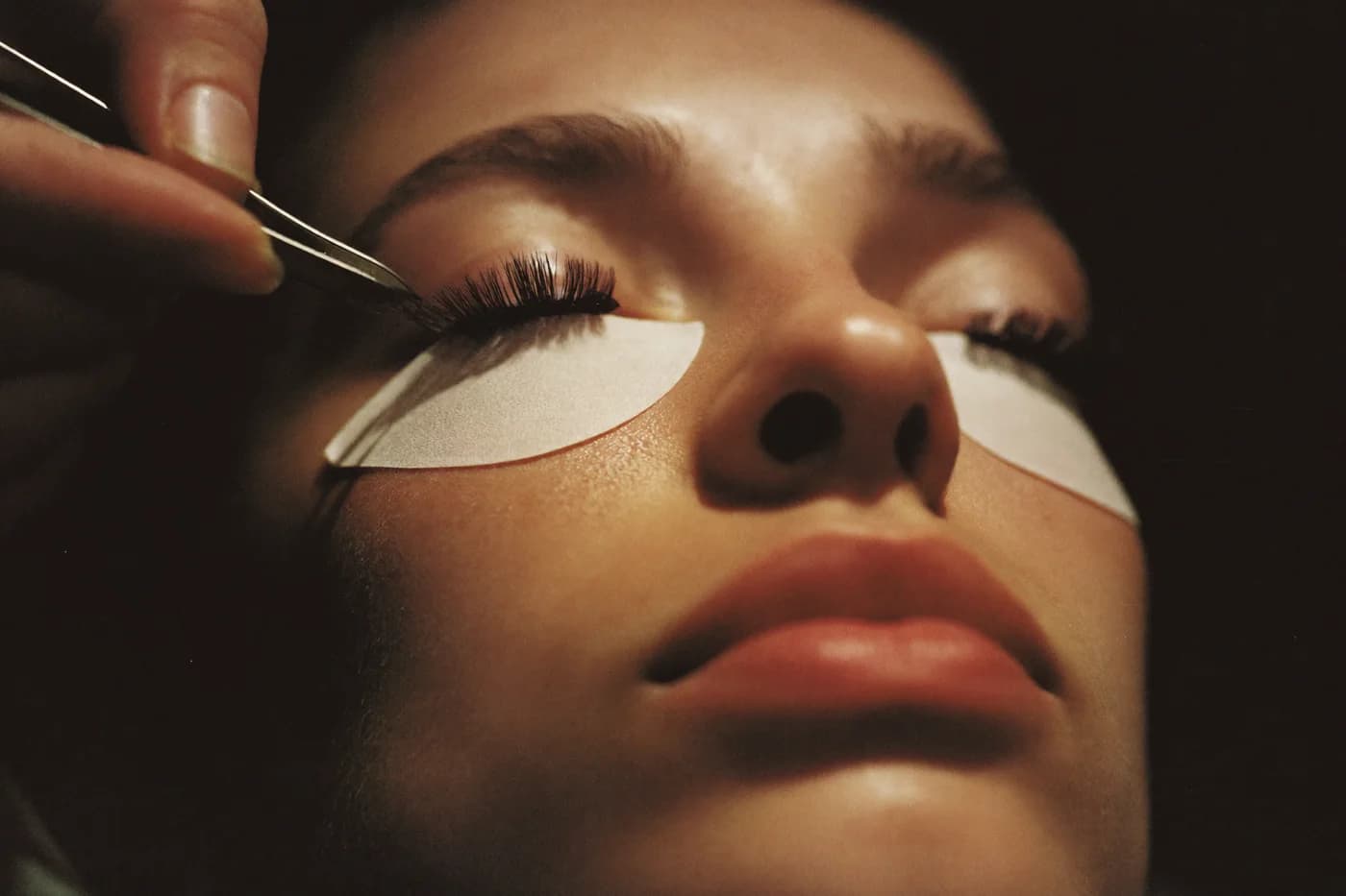 Lash extension application at NJS